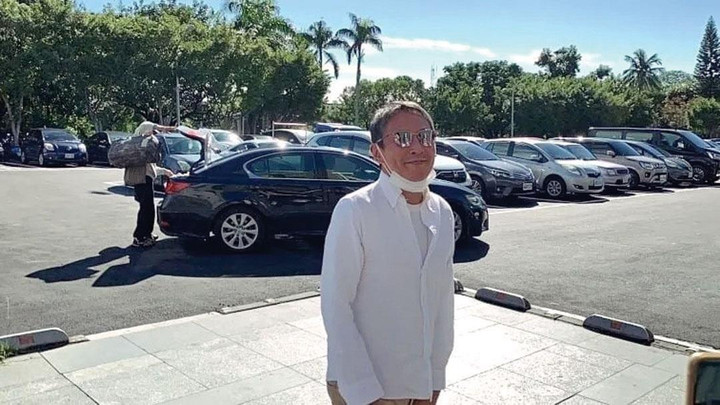 Nữu Thừa Trạch ngồi tù ảnh 2 Cuộc sống trong tù của diễn viên 'Bao Thanh Thiên' từng xâm hại nữ trợ lý - 3