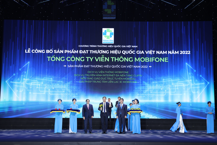 MobiFone được vinh danh Thương hiệu quốc gia Việt Nam 2022 - 1