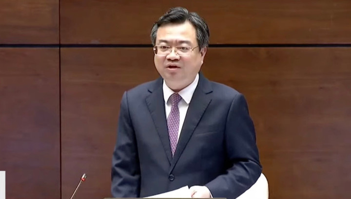 Hà Nội 'mưa là lụt, không mưa cũng ngập', Bộ trưởng Xây dựng lý giải nguyên nhân - 1