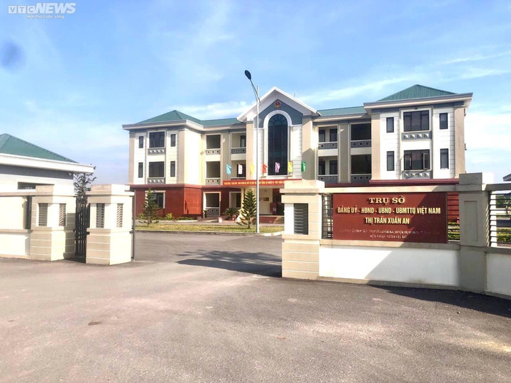 Nhận tiền ‘bồi dưỡng’ gần 200 triệu, cán bộ địa chính bị kỷ luật thôi việc - 1