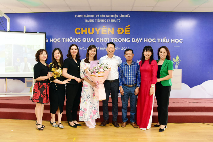 'Học thông qua chơi' tại Trường tiểu học Lý Thái Tổ - 10