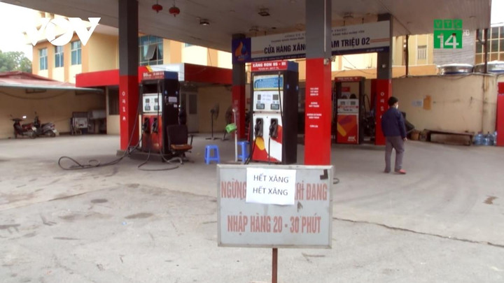 Xuất dự trữ thương mại để 'ứng cứu' thiếu hụt nguồn cung xăng dầu - 1