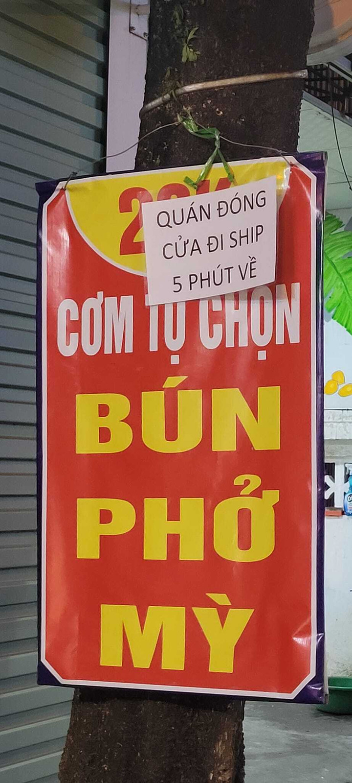 Những biển thông báo khó đỡ của các quán ăn thích 'thả miếng hài' - 1