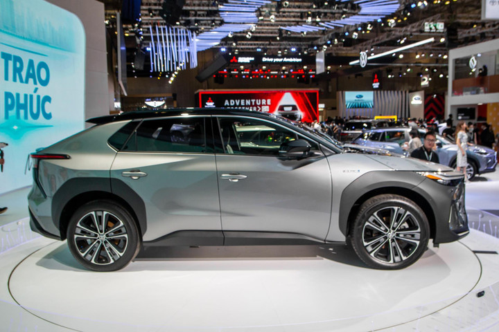 Loạt xe điện vừa được giới thiệu tại Việt Nam - 33