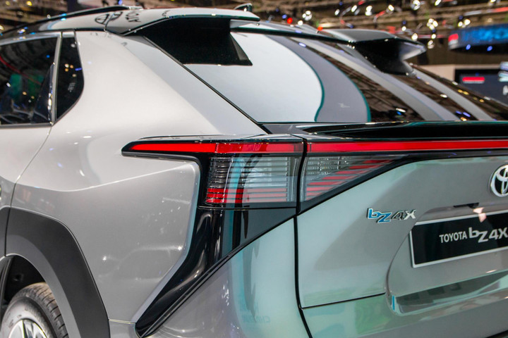 Loạt xe điện vừa được giới thiệu tại Việt Nam - 36