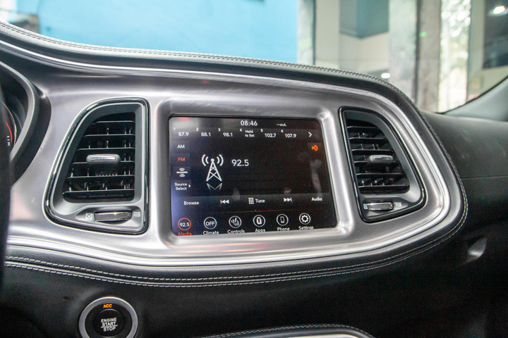 Dodge Challenger GT hàng hiếm bất ngờ xuất hiện tại TP.HCM - 9