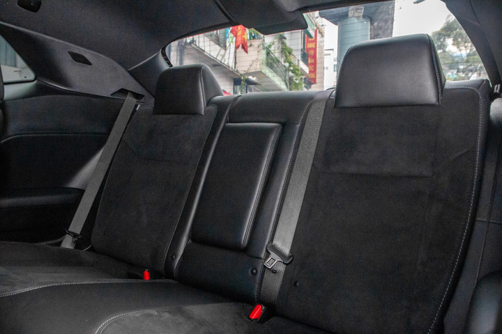 Dodge Challenger GT hàng hiếm bất ngờ xuất hiện tại TP.HCM - 12