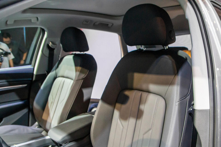 Loạt xe điện vừa được giới thiệu tại Việt Nam - 28