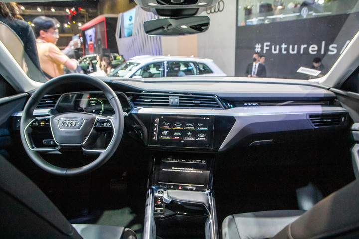 Loạt xe điện vừa được giới thiệu tại Việt Nam - 24