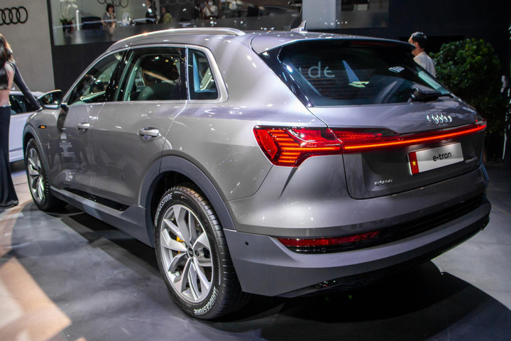 Loạt xe điện vừa được giới thiệu tại Việt Nam - 20