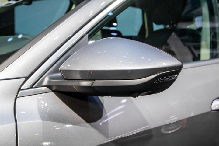 Loạt xe điện vừa được giới thiệu tại Việt Nam - 22