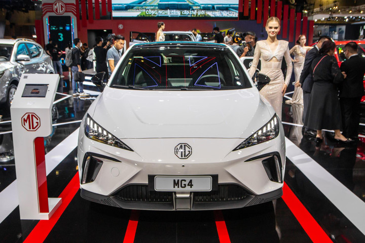 Loạt xe điện vừa được giới thiệu tại Việt Nam - 57