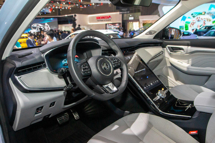 Loạt xe điện vừa được giới thiệu tại Việt Nam - 50