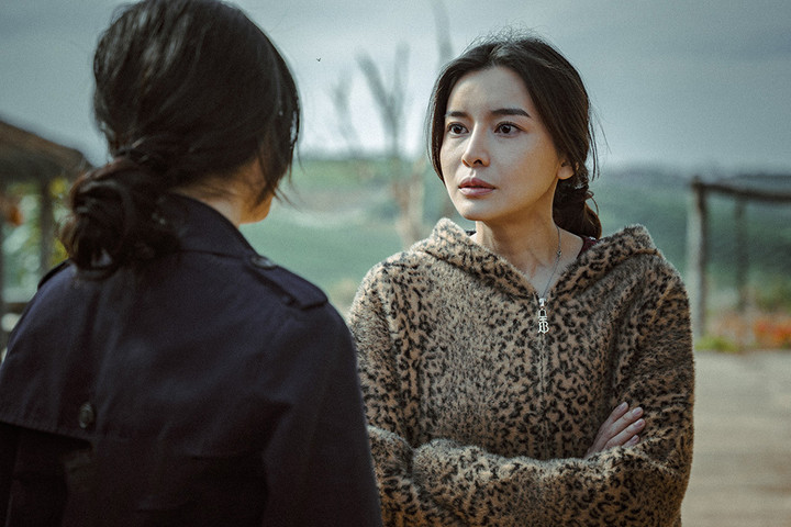 Đạo diễn Victor Vũ ra mắt phim dài tập đầu tay trên 177 quốc gia - 2