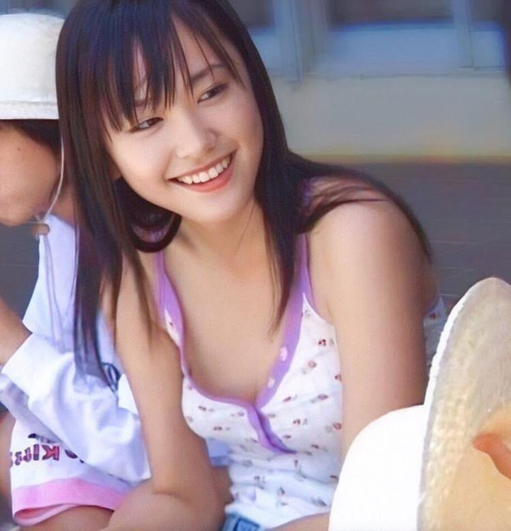 Nhan sắc mỹ nhân được gọi là 'người tình trong mơ của đàn ông Nhật' - 4