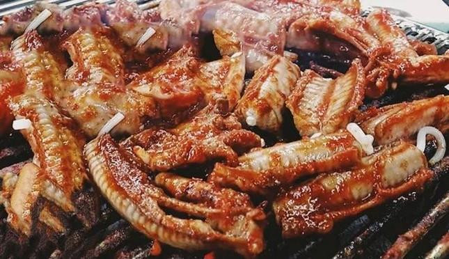 Loại cá có hình dạng đáng sợ nhưng đang được các bà nội trợ săn lùng - 2