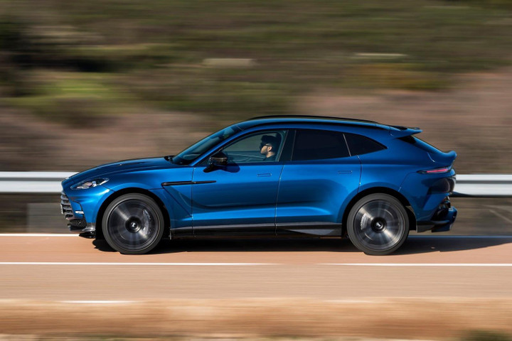 Những mẫu SUV mạnh nhất Việt Nam - 7