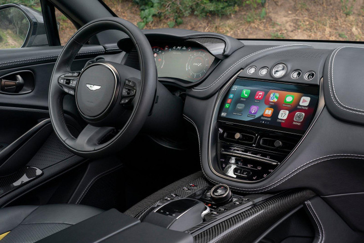 Những mẫu SUV mạnh nhất Việt Nam - 11