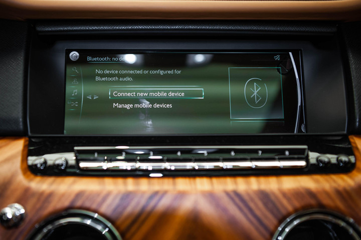 Những mẫu SUV mạnh nhất Việt Nam - 52