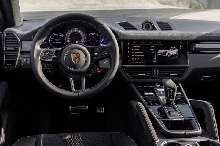 Những mẫu SUV mạnh nhất Việt Nam - 34