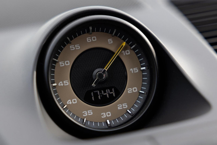 Những mẫu SUV mạnh nhất Việt Nam - 38