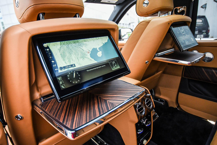 Những mẫu SUV mạnh nhất Việt Nam - 55