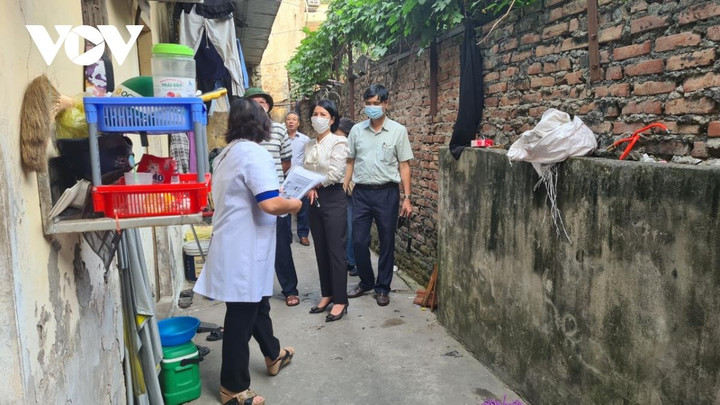 Người Hà Nội còn thờ ơ trước thềm đỉnh dịch sốt xuất huyết - 2