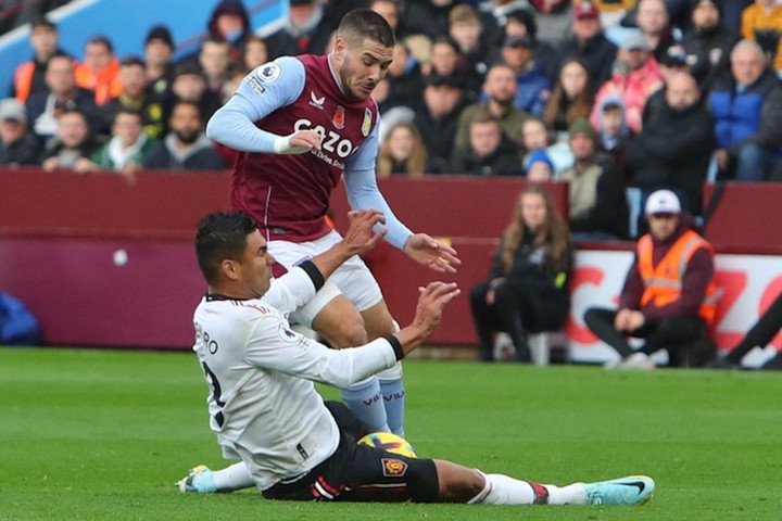 Trực tiếp bóng đá Aston Villa 3-1 Man Utd: Hàng thủ 'Quỷ đỏ' mắc sai sót - 4