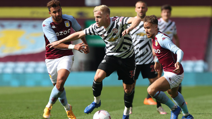 Trực tiếp bóng đá Aston Villa 3-1 Man Utd: Hàng thủ 'Quỷ đỏ' mắc sai sót - 10