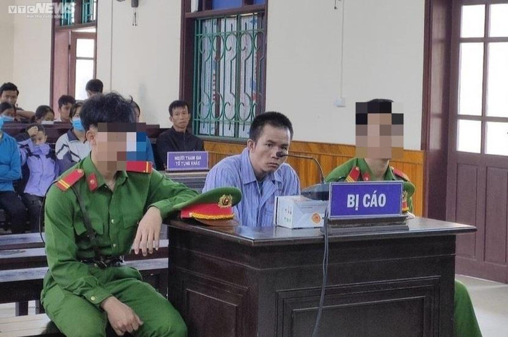 Dùng dao giết hàng xóm, lãnh 16 năm tù - 1