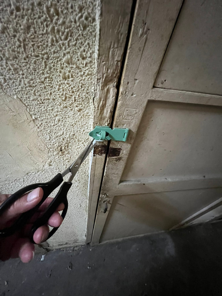 Thuê khách sạn giá rẻ để tiết kiệm, chàng trai 'choáng' khi đến nhận phòng - 3