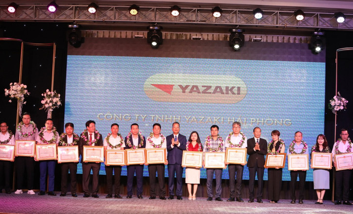 Tôn vinh 87 doanh nghiệp tiêu biểu trong thực hiện chính sách, pháp luật BHXH - 3