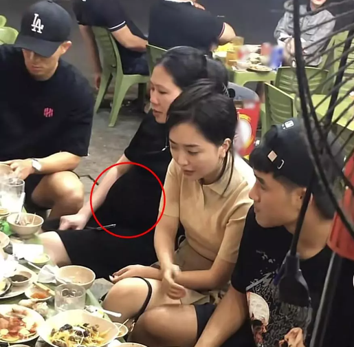 Đình Trọng công khai việc lên chức bố, lộ tên của con đầu lòng - 2