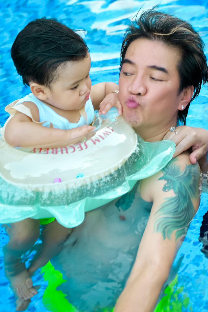 Sao Việt 11/11: NSND Minh Hoà khoe ảnh hiếm năm 18 tuổi - 6