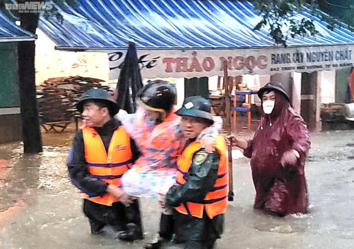 Sau mưa lũ lịch sử, Đà Nẵng làm gì để chống ngập? - 2