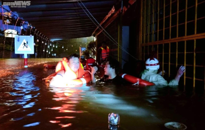 Sau mưa lũ lịch sử, Đà Nẵng làm gì để chống ngập? - 1