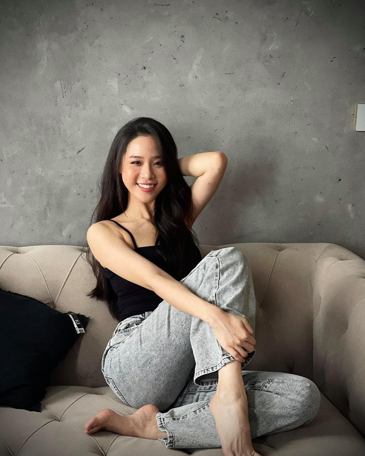 Ngắm nhan sắc của MC 'Nóng cùng World Cup 2022' - 8