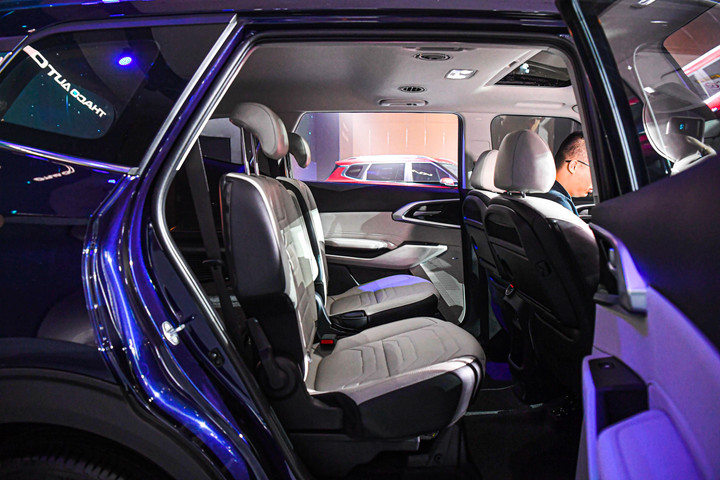 Nhiều mẫu xe mới ra mắt vào tháng 11 tại Việt Nam - 9