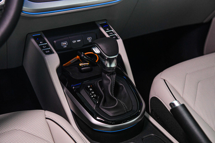 Nhiều mẫu xe mới ra mắt vào tháng 11 tại Việt Nam - 7