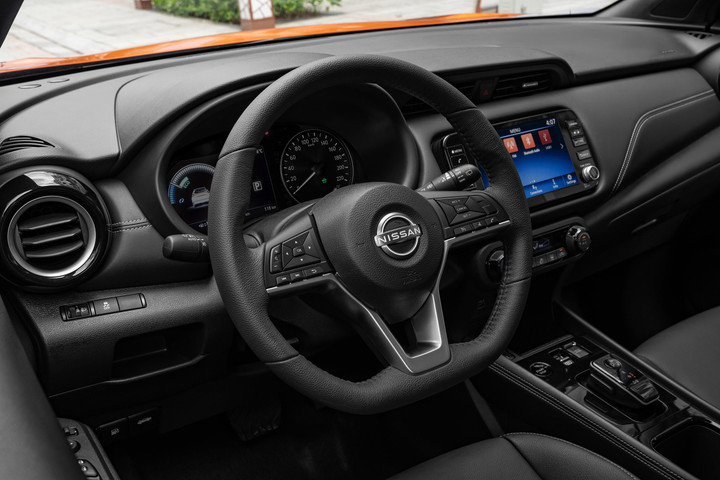 Nhiều mẫu xe mới ra mắt vào tháng 11 tại Việt Nam - 18