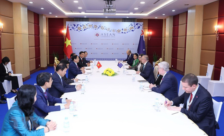 Thủ tướng Phạm Minh Chính gặp Thủ tướng Singapore, Australia - 6