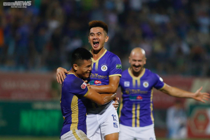 Trực tiếp bóng đá Hà Nội FC vs Hà Tĩnh vòng 25 V-League - 1