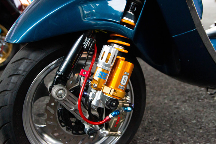 Chủ xe chi hơn 700 triệu đồng để nâng cấp Vespa Sprint - 4