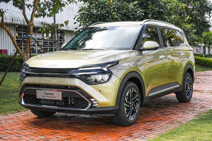 Chi tiết Kia Carens phiên bản đắt nhất: Động cơ diesel, giá 859 triệu đồng - 9