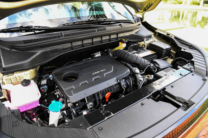 Chi tiết Kia Carens phiên bản đắt nhất: Động cơ diesel, giá 859 triệu đồng - 5