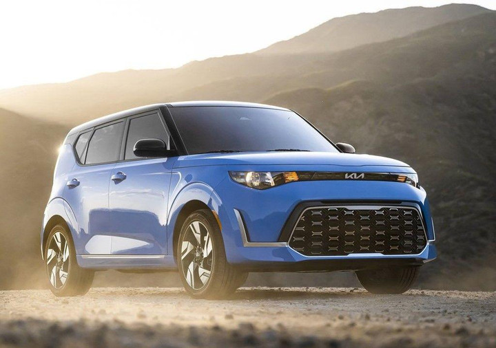 10 mẫu ô tô nhỏ gọn giá rẻ phù hợp với những người trẻ tuổi lần đầu mua xe - 9