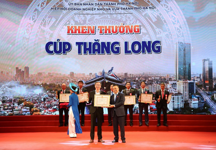 Tập đoàn BRG nhận Cúp Thăng Long 2022 - 1