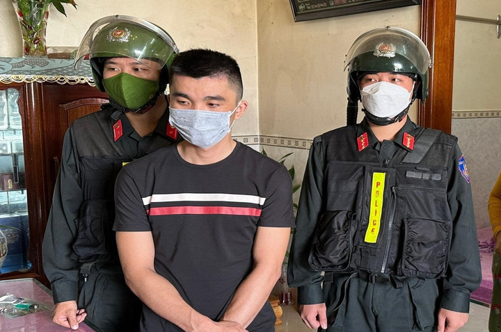Quảng Ngãi: Bắt nam thanh niên tổ chức cho người khác trốn sang Campuchia - 1