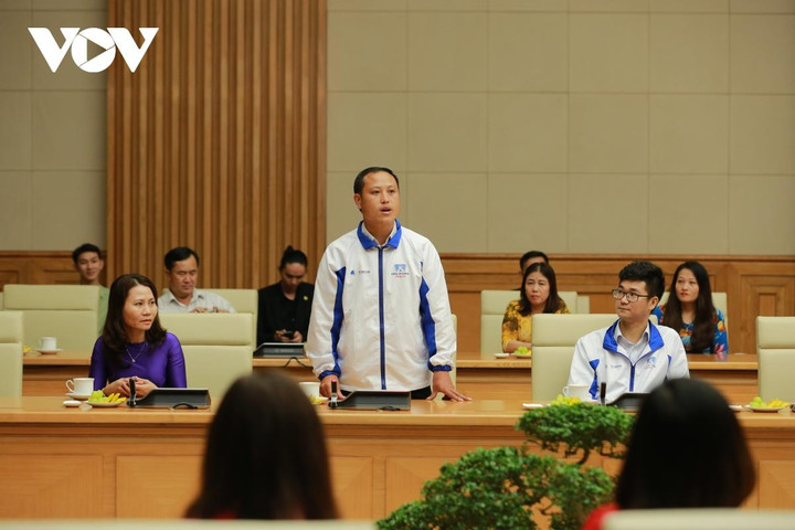 Phó Thủ tướng Vũ Đức Đam: 'Những nơi khó khăn càng phải đầu tư cho giáo dục' - 3