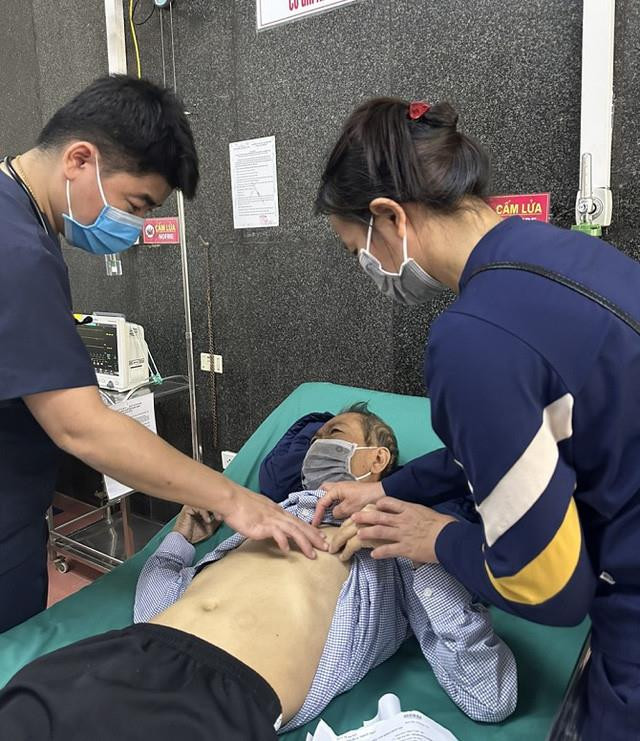 Người đàn ông Hà Nội ngừng tim nhiều lần được cứu sống ngoạn mục - 1